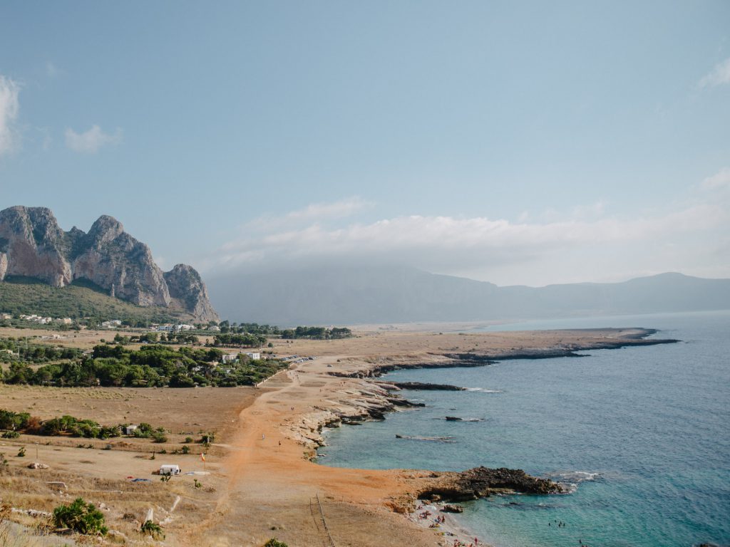 Castelluzzo on Sicily โ Best Place to Avoid Crowds