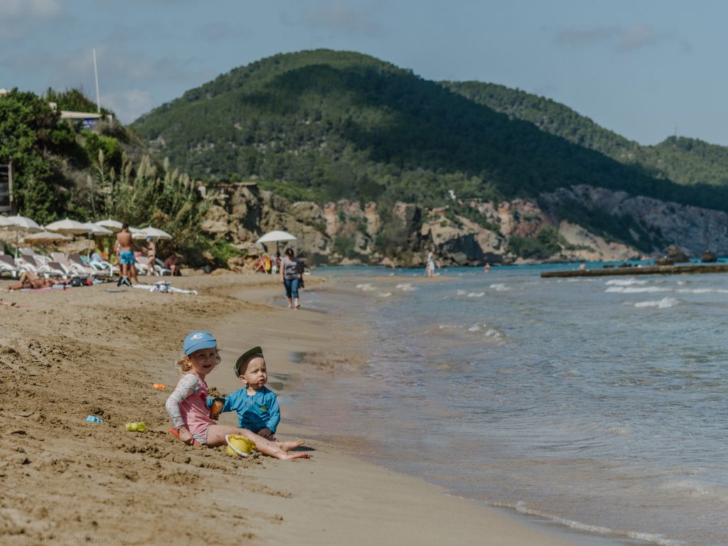 ibiza with kids - our 6 favorite family friendly beaches in santa eularia kids on the beach