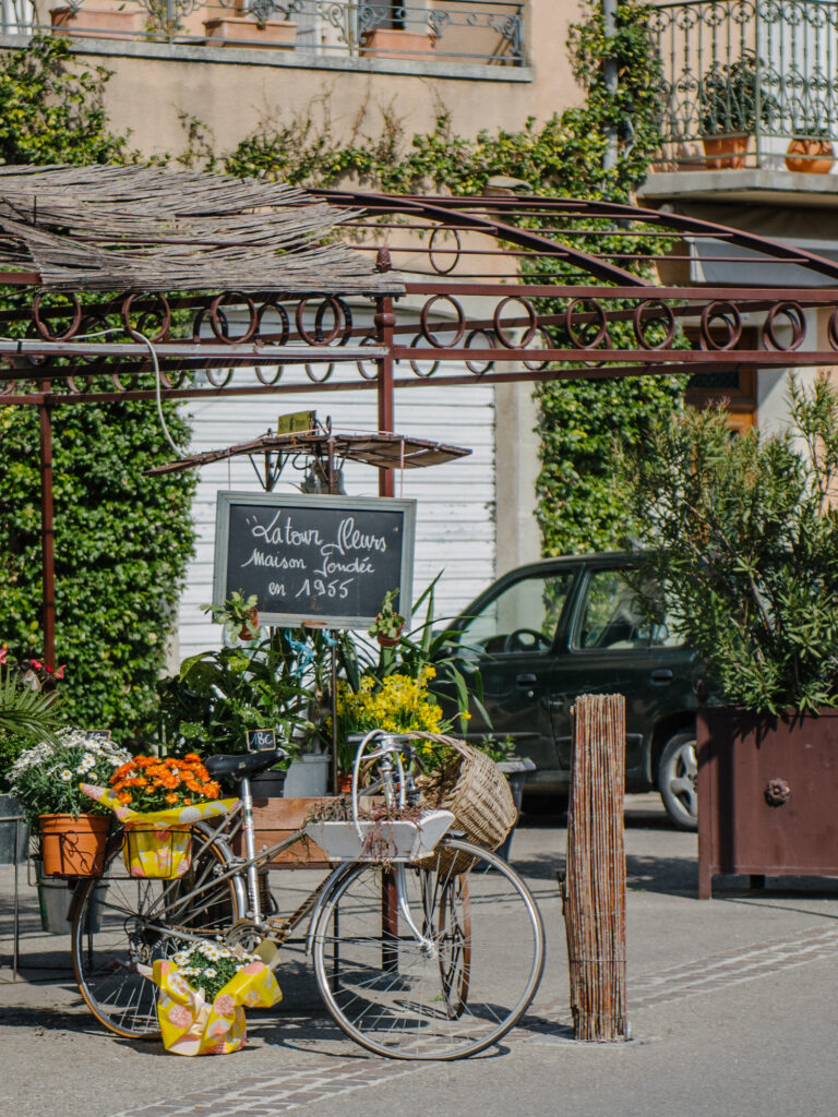 L’Isle-sur-la-Sorgue - the Dream Luberon Village for the Fans of Antiques