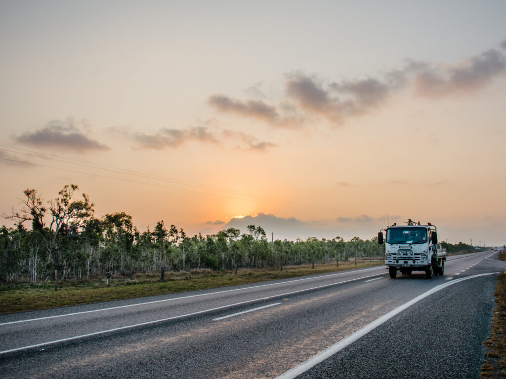 Things to Do and See Along the Way to Airlie BEach with Kids: